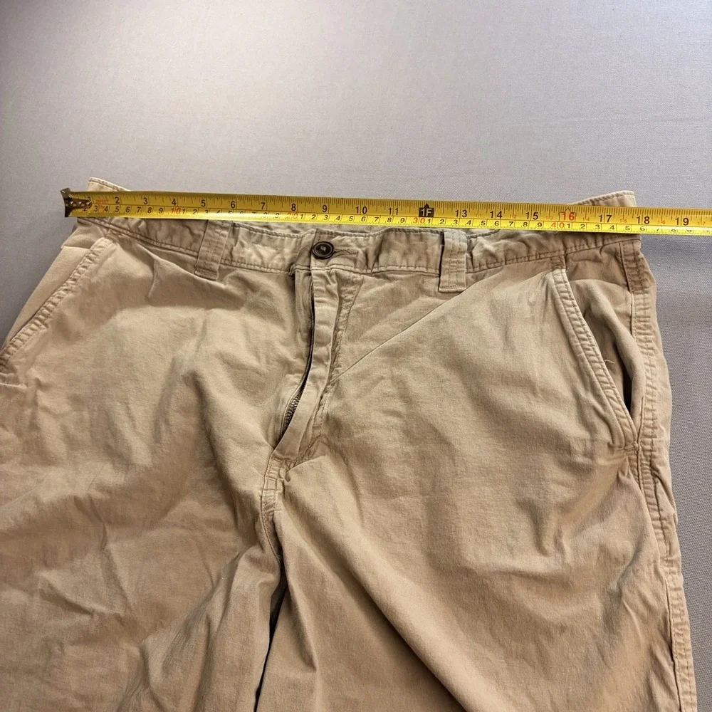Magellan Outdoors Mens Shorts 38W Khaki Tan Casual Hiking Outdoor Chino
